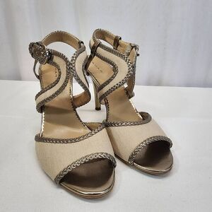 Tahari LIMA womens bown Silver high heels size 9.5M linen upper leather soles